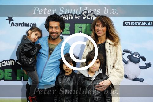 Amsterdam 22 maart 2015
Premiere Shaun het schaap in Tuschinski.
Barbara Karel met man en kinderen