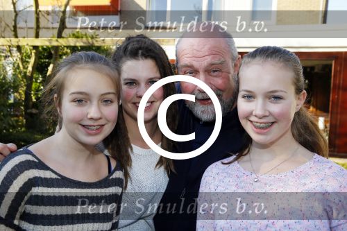 Loenersloot 12 maart 2015
Binnen kijken in het huis van Bert Simhoffer en zijn vrouw en dochters.