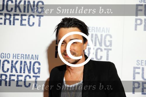 Amsterdam 9 maart 2015
Premiere Sergio Herman in het eye theater. Ellemieke Vermolen en hun zoons zijn er ook bij.
Dinand Woesthoff