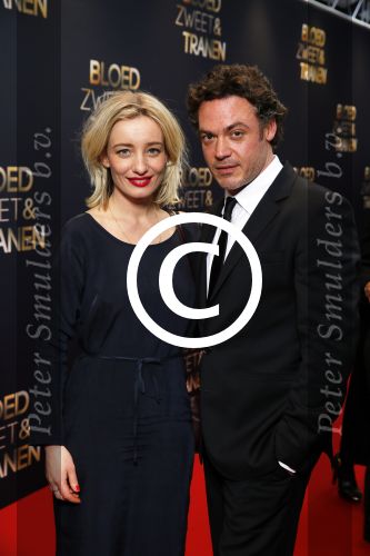 Amsterdam 30 maart 2015
Premiere Bloed zweet en tranen (film over het leven van Andre Hazes) in Tuschinski. Fedja v Huet met zijn vrouw Karina Smulders