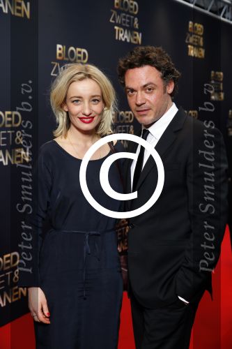 Amsterdam 30 maart 2015
Premiere Bloed zweet en tranen (film over het leven van Andre Hazes) in Tuschinski. Fedja v Huet met zijn vrouw Karina Smulders
