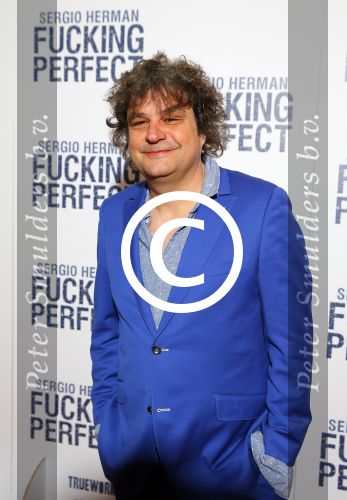 Amsterdam 9 maart 2015
Premiere Sergio Herman in het eye theater. Ellemieke Vermolen en hun zoons zijn er ook bij.
Frank lammers