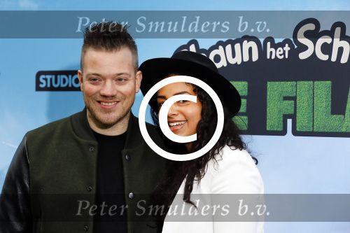 Amsterdam 22 maart 2015
Premiere Shaun het schaap in Tuschinski.
Gers Padoel met vriendin