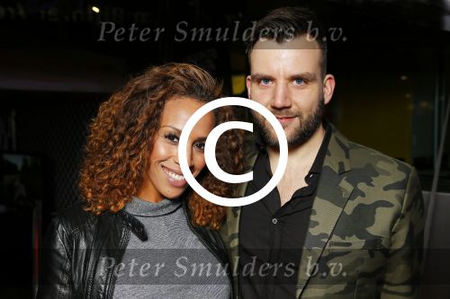 Amsterdam 1 april 2015
Premiere fast and Furious 7 in pathe arena.
Glennis Grace met vriend