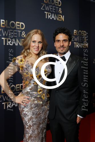 Amsterdam 30 maart 2015
Premiere Bloed zweet en tranen (film over het leven van Andre Hazes) in Tuschinski. Hadewich Minis met partner