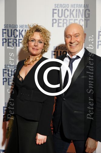 Amsterdam 9 maart 2015
Premiere Sergio Herman in het eye theater. Ellemieke Vermolen en hun zoons zijn er ook bij.
Hans v Veen