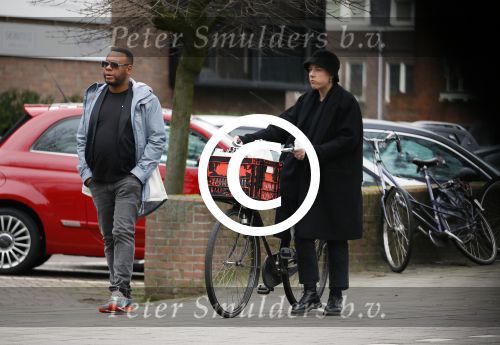Amsterdam 9 maart 2015 
Howard Komproe met zijn vriendin in Amsterdam zuid