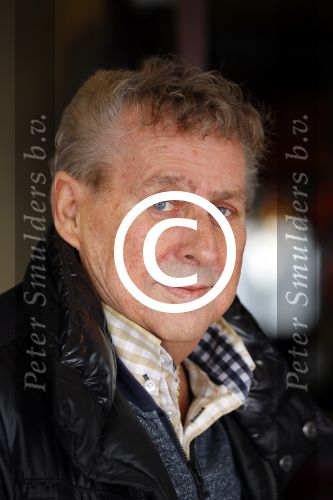Volendam 5 maart 2015  
Jaap Buijs arriveert in zijn Bentley op de dijk