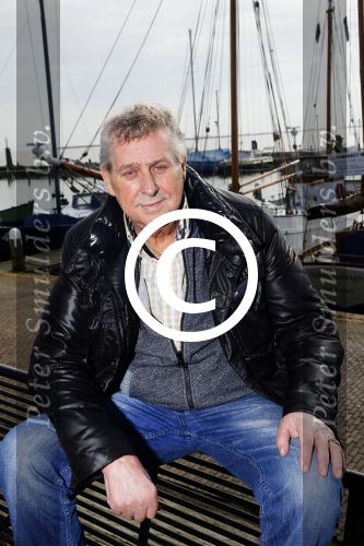 Volendam 5 maart 2015  
Jaap Buijs arriveert in zijn Bentley op de dijk