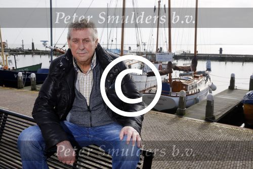 Volendam 5 maart 2015  
Jaap Buijs arriveert in zijn Bentley op de dijk