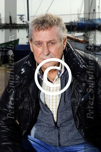 Volendam 5 maart 2015  
Jaap Buijs arriveert in zijn Bentley op de dijk