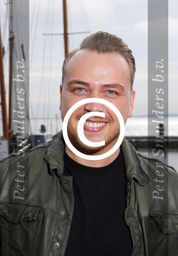 Volendam 5 maart 2014
Presentatie 100% NL Magazine ism postcodeloterij bij old Dutch.
Jamai