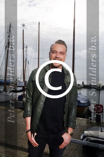 Volendam 5 maart 2014
Presentatie 100% NL Magazine ism postcodeloterij bij old Dutch.
Jamai