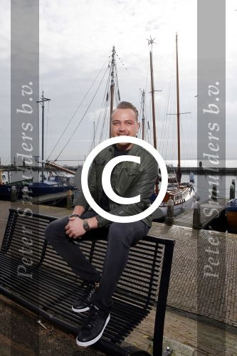 Volendam 5 maart 2014
Presentatie 100% NL Magazine ism postcodeloterij bij old Dutch.
Jamai