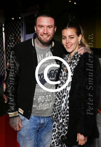Amsterdam 1 april 2015
Premiere fast and Furious 7 in pathe arena. Jamie Saunders met vriendin