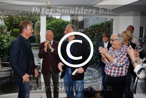 Amsterdam 31 maart 2015
Presentatie boek van Rick Nieman. Sacha de Boer is natuurlijk ook aanwezig. Jan Cremer met vrouw Babette en Wim T Schippers