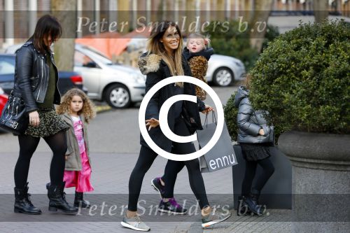 Amsterdam 30 maart 2015  
Jorinde Moll met kinderen op de cornelis schuytstraat