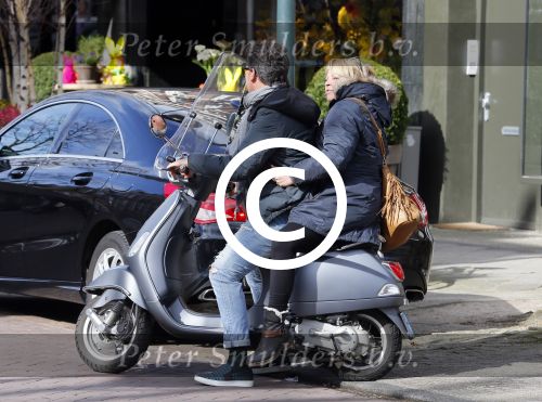Amsterdam 30 maart 2015  
Yvonne Brandsteder en Leco v Zadelhof op de cornelis schuytstraat
