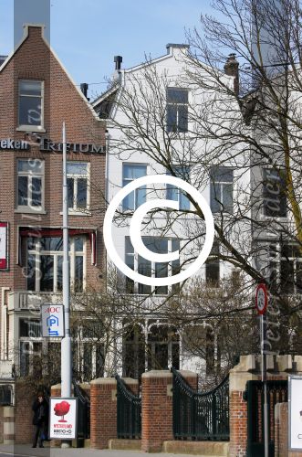 Amsterdam 7 maart 2015
Bas v Veggel en de ouders van Lieke v Lexmond bij verhuizen naar het nieuwe huis van Lieke en Bas