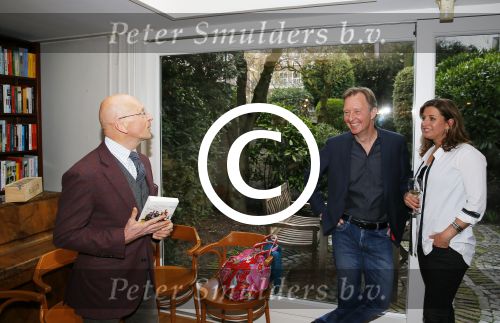Amsterdam 31 maart 2015
Presentatie boek van Rick Nieman. Sacha de Boer is natuurlijk ook aanwezig. Mai Spijkers met Jort Kelder