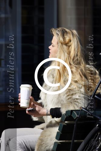Amsterdam 22 maart 2015
Maria Kooistra op de cornelis schuytstraat