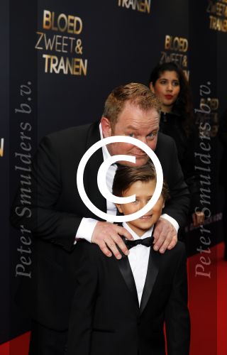 Amsterdam 30 maart 2015
Premiere Bloed zweet en tranen (film over het leven van Andre Hazes) in Tuschinski.
Martijn Fischer met Dadewych Minis en Matheu Hinzen