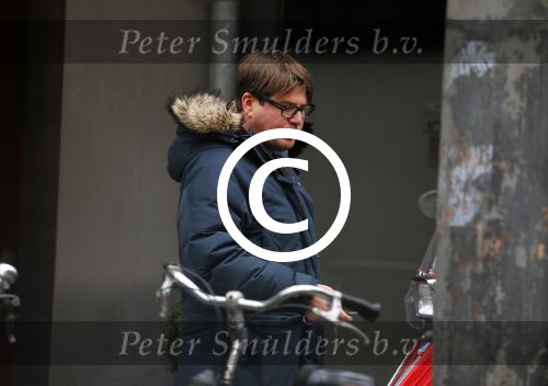 Amsterdam 9 maart 2015 
Martijn Krabbe doet boodschappen op zijn vespa scooter.