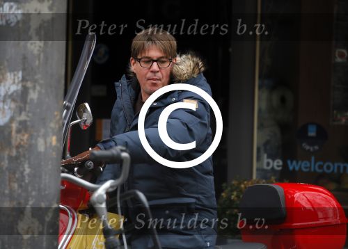Amsterdam 9 maart 2015 
Martijn Krabbe doet boodschappen op zijn vespa scooter.