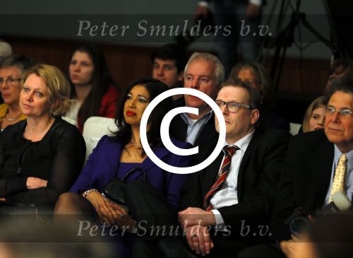 Amsterdam 8 maart 2015
Modeshow Paul Schulten in het Okura.
oa aanwezig Christine Kroonenberg met vriend Christina Curry Hank Heijn Geert ( vriend Edgar Vos) Harrie Mens met zijn buurvrouw en dochter Suze.