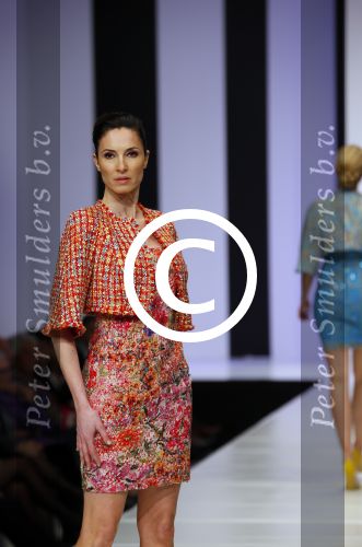 Amsterdam 8 maart 2015
Modeshow Paul Schulten in het Okura.
oa aanwezig Christine Kroonenberg met vriend Christina Curry Hank Heijn Geert ( vriend Edgar Vos) Harrie Mens met zijn buurvrouw en dochter Suze.