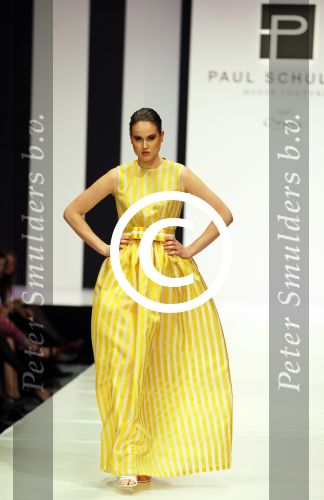 Amsterdam 8 maart 2015
Modeshow Paul Schulten in het Okura.
oa aanwezig Christine Kroonenberg met vriend Christina Curry Hank Heijn Geert ( vriend Edgar Vos) Harrie Mens met zijn buurvrouw en dochter Suze.