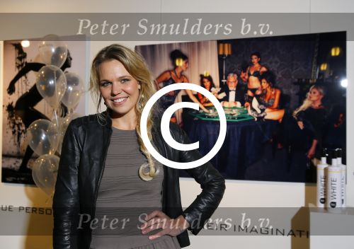 Alphen aan de Rijn 28 februari 2015
Opening expositie Myrthe Mylius. Vriend Thomas Berge en zoontje Jack zijn natuurlijk aanwezig.
