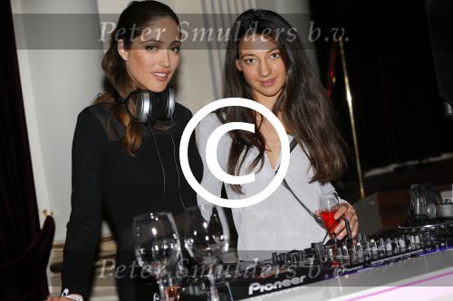 Amsterdam 13 maart 2015   
Amayzine awards in het concertgebouw.
Nadia Palesa als dj