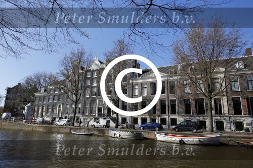 Amsterdam 31 maart 2015
Olcay Gulsen haar range Rover (auto) wordt weg gesleept.