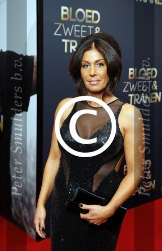 Amsterdam 30 maart 2015
Premiere Bloed zweet en tranen (film over het leven van Andre Hazes) in Tuschinski.
rachel Hazes met Roxeanne Hazes en vriend en Dre Hazes en vriendin