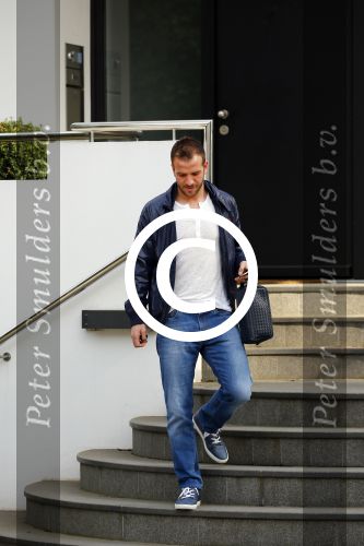 Hamburg 18 maart 2015
Rafael v d Vaart vertrekt vanaf zijn huis naar de training van HSV