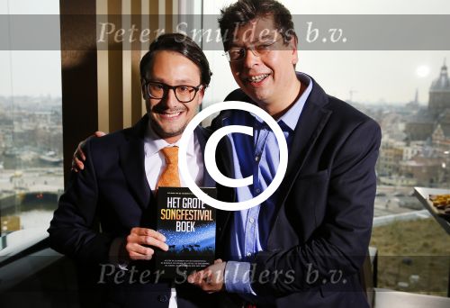 Amsterdam 24 maart 2015
presentatie het grote songfestival boek door Richard v d Crommert en Dave Boomkens in het double three hotel