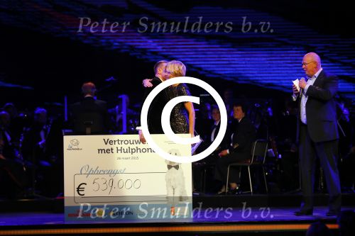Hilversum 26 maart 2015
Gala stichting hulphond in studio 21. Eric Bouwer en Rudolph Strickwold en Anita Witzier