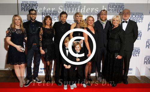 Amsterdam 9 maart 2015
Premiere Sergio Herman in het eye theater. Ellemieke Vermolen en hun zoons zijn er ook bij.
Met familie