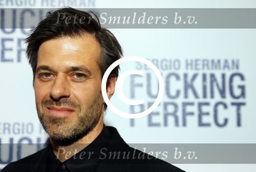 Amsterdam 9 maart 2015
Premiere Sergio Herman in het eye theater. Ellemieke Vermolen en hun zoons zijn er ook bij.
