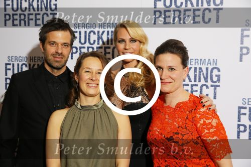 Amsterdam 9 maart 2015
Premiere Sergio Herman in het eye theater. Ellemieke Vermolen en hun zoons zijn er ook bij.