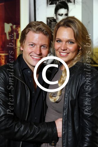 Alphen aan de Rijn 28 februari 2015
Opening expositie Myrthe Mylius. Vriend Thomas Berge en zoontje Jack zijn natuurlijk aanwezig.