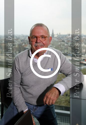 Amsterdam 24 maart 2015
presentatie het grote songfestival boek door Richard v d Crommert en Dave Boomkens in het double three hotel. Will Luikinga