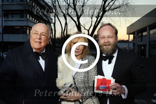 Hilversum 17 maart 2015
Uitreiking van de Buma Stemra prijzen in studio 21. Willem v Kooten met vrouw en zoon