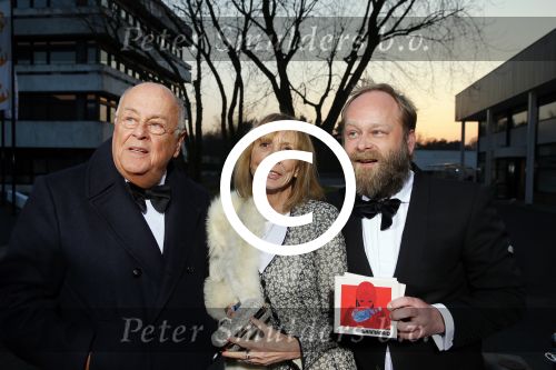 Hilversum 17 maart 2015
Uitreiking van de Buma Stemra prijzen in studio 21. Willem v Kooten met vrouw en zoon