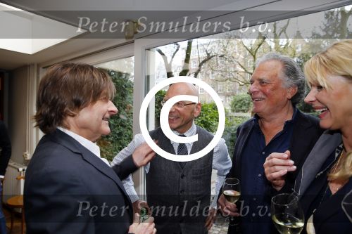 Amsterdam 31 maart 2015
Presentatie boek van Rick Nieman. Sacha de Boer is natuurlijk ook aanwezig. Jan Cremer met vrouw Babette en Wim T Schippers