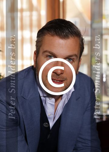 Volendam 5 maart 2014
Presentatie 100% NL Magazine ism postcodeloterij bij old Dutch.
Winston Gerschtanowitz