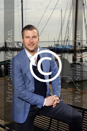 Volendam 5 maart 2014
Presentatie 100% NL Magazine ism postcodeloterij bij old Dutch.
Winston Gerschtanowitz
