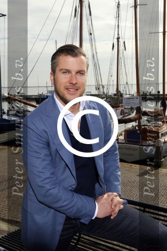 Volendam 5 maart 2014
Presentatie 100% NL Magazine ism postcodeloterij bij old Dutch.
Winston Gerschtanowitz