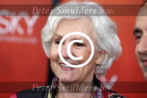 Amsterdam  3 april 2016
Premiere musical Sky in het Amsterdam theater.
Annewil Blankers met zoon